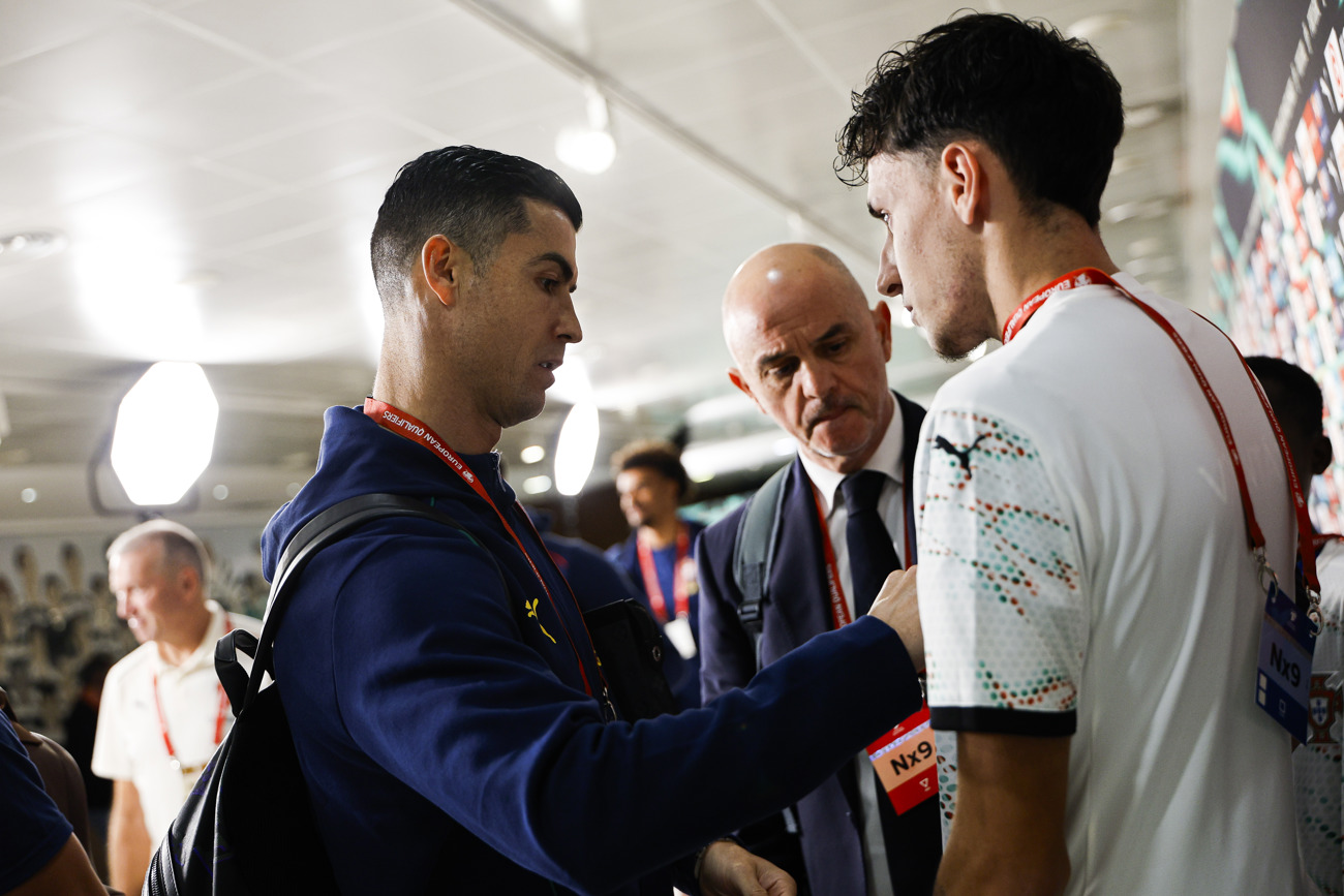 Um jogo de sonhos: quatro jovens vivem momentos inesquecíveis com a Seleção Nacional